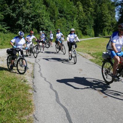 011 Kurz nach Sennhof